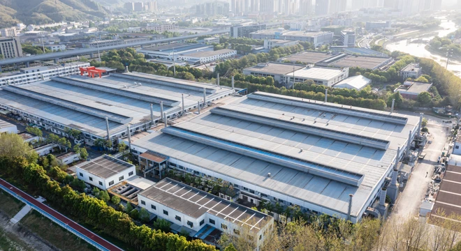 Vista a&eacute;rea de un parque industrial con grandes naves