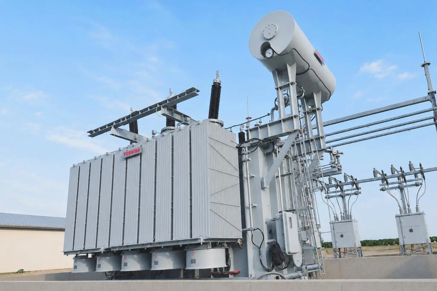 Transformador de potencia de 175 MVA y 138 kV fabricado por Changzhou Sieyuan Toshiba para un centro de datos en EE. UU.